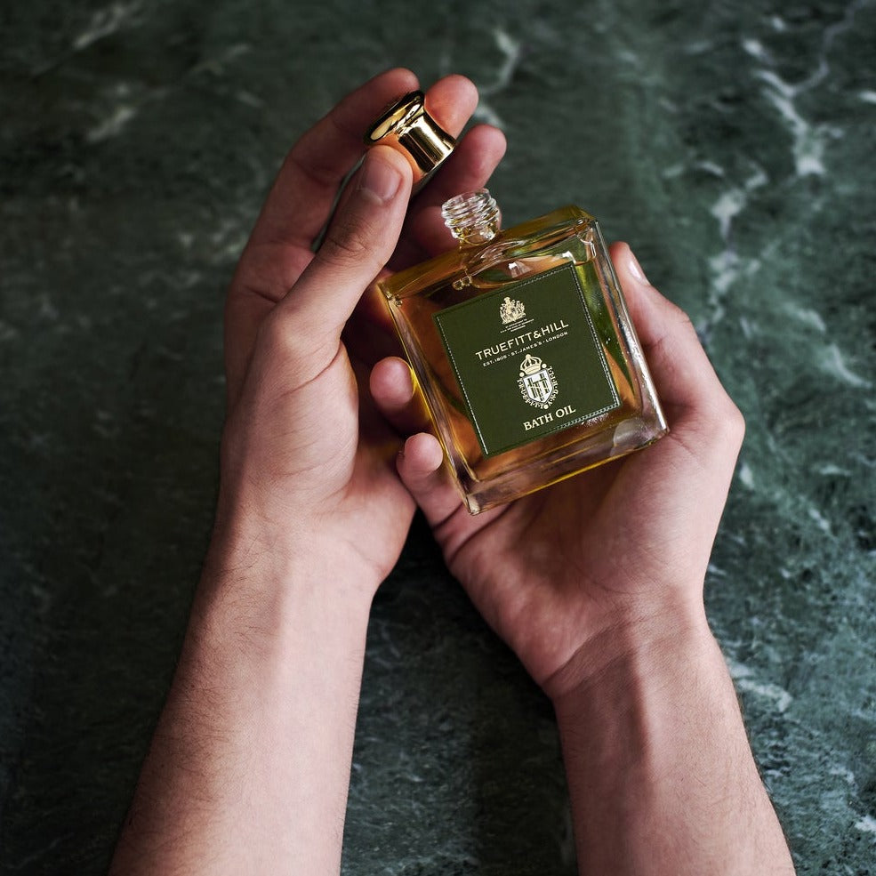 Truefitt & Hill Bath Oil | Bath and Body | 100 ml - Truefitt & Hill India